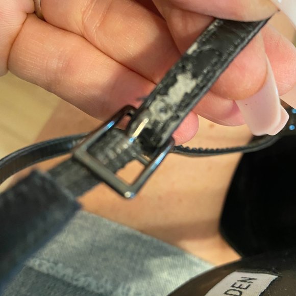 Steve Madden Platform T strap studded pumps - Picture 8 of 8